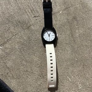 Nixon watch